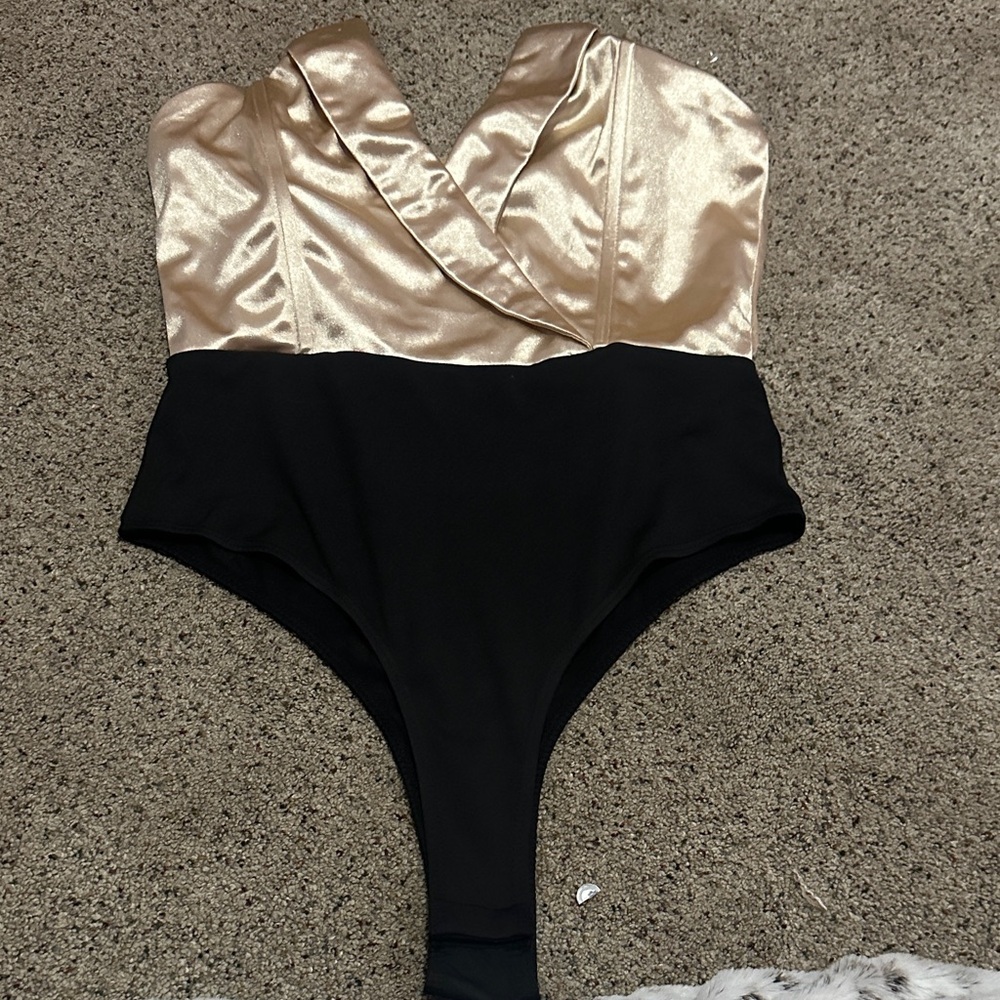 Charlotte Russe Sleeveless bodysuit